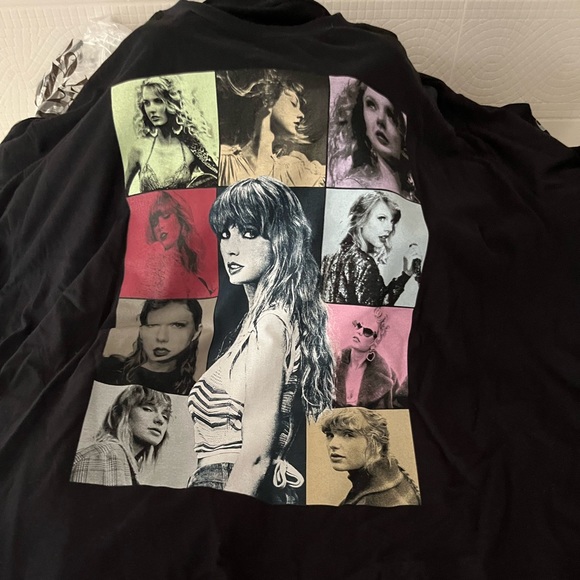 Eras concert Tee - Picture 1 of 1